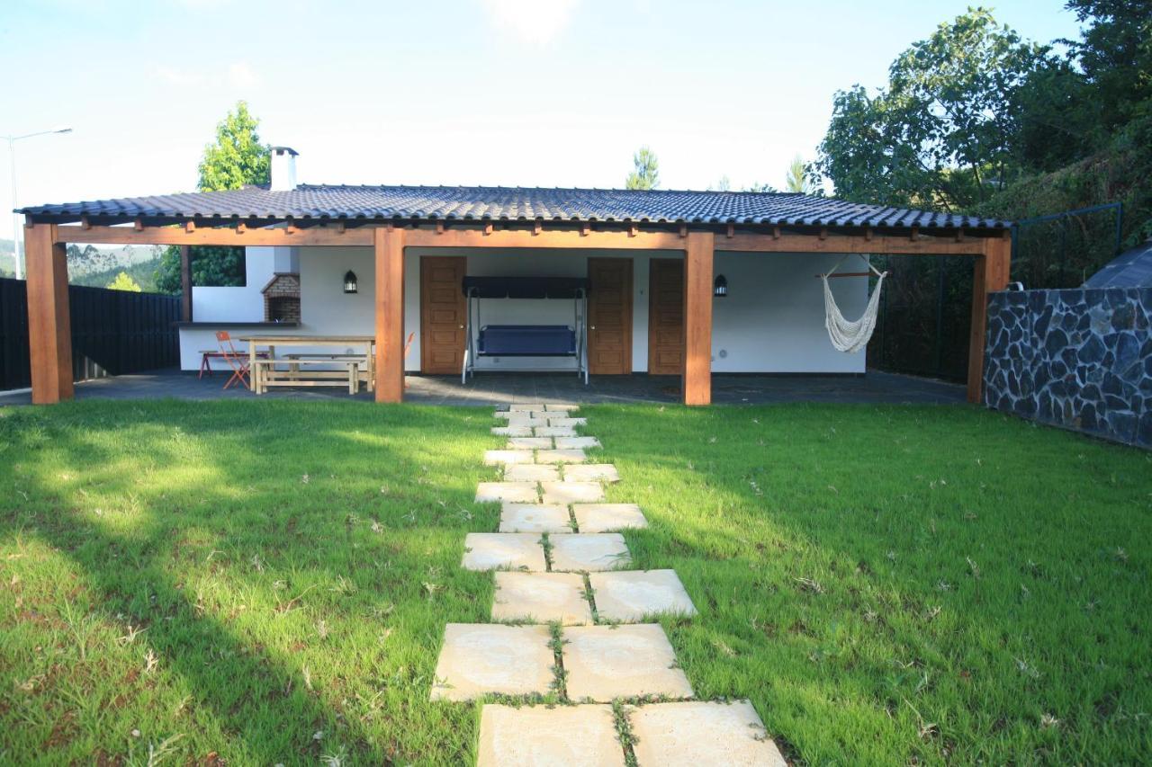 卡什塔涅拉德佩拉Casa Ribeira De Pera别墅 外观 照片