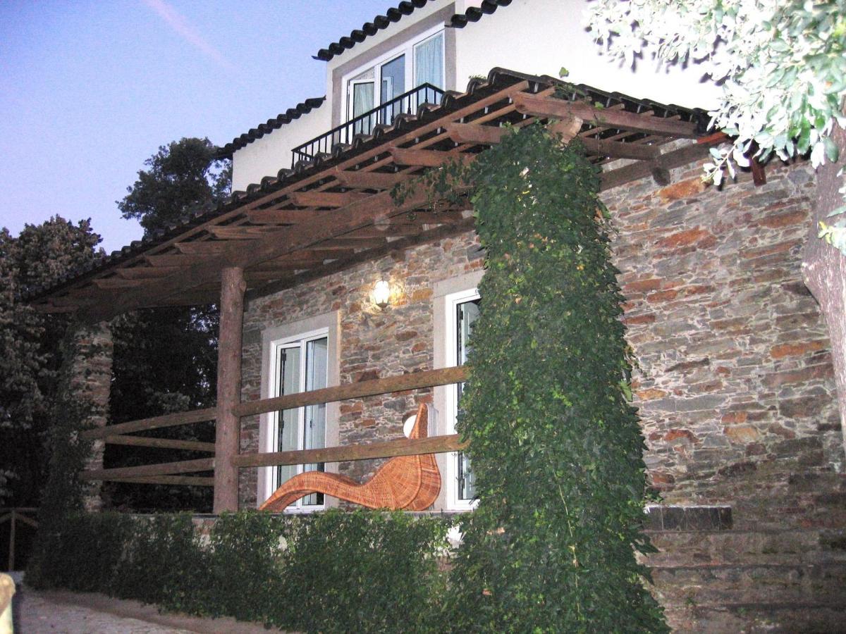 卡什塔涅拉德佩拉Casa Ribeira De Pera别墅 外观 照片